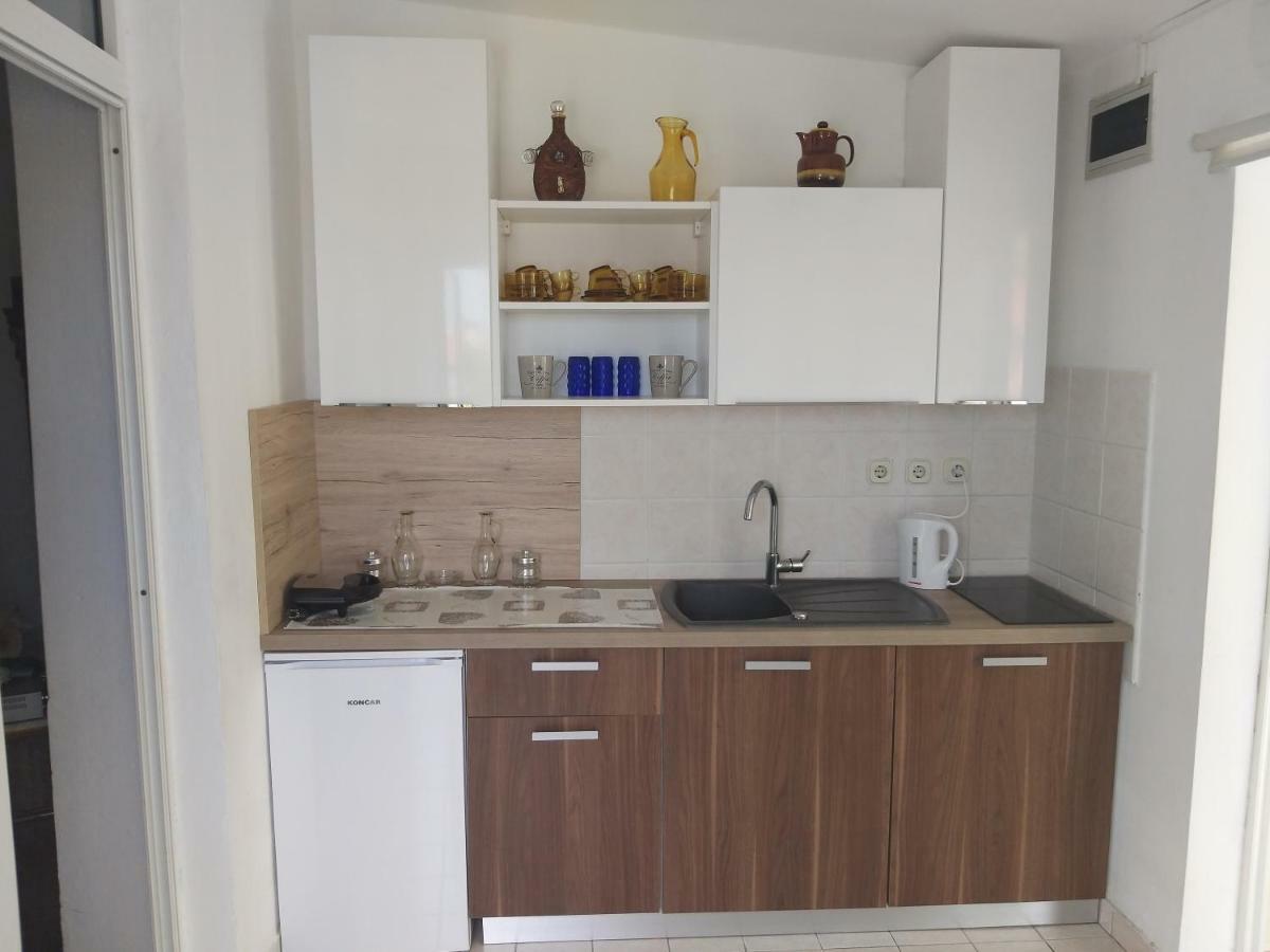 Apartment Milka Виньерац Экстерьер фото